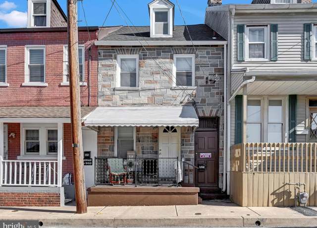 Property at 327 S 3rd St, Columbia, PA 17512, 3 beds, 1.5 baths