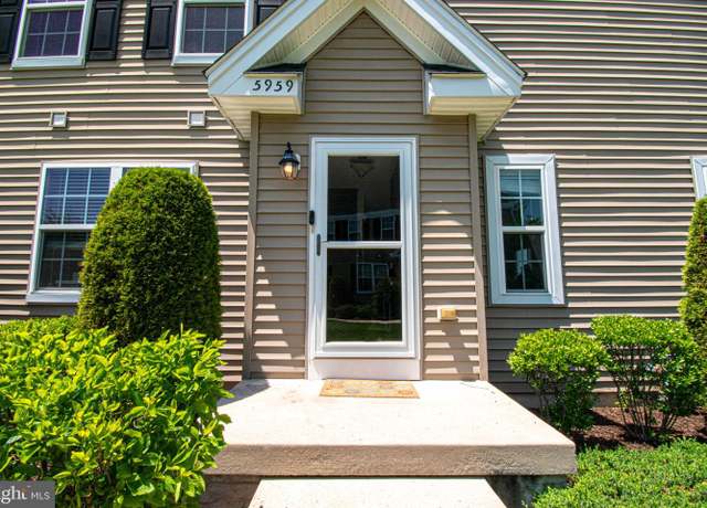 Property at 5959 Valley Forge Dr, Coopersburg, PA 18036, 3 beds, 2.5 baths