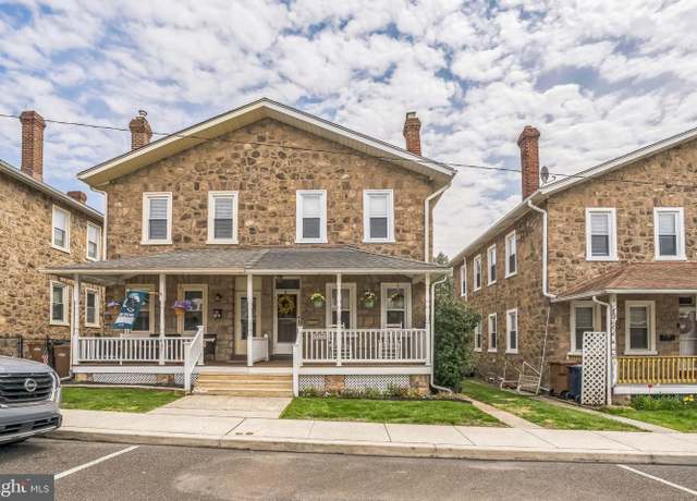 Property at 435 Renfrew Ave, Ambler, PA 19002, 3 beds, 1 bath