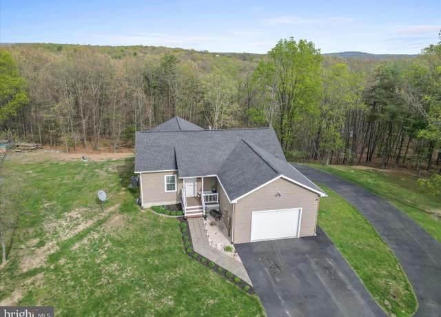 Property at 720 Adams Rd, Winchester, VA 22603, 2 beds, 2.5 baths
