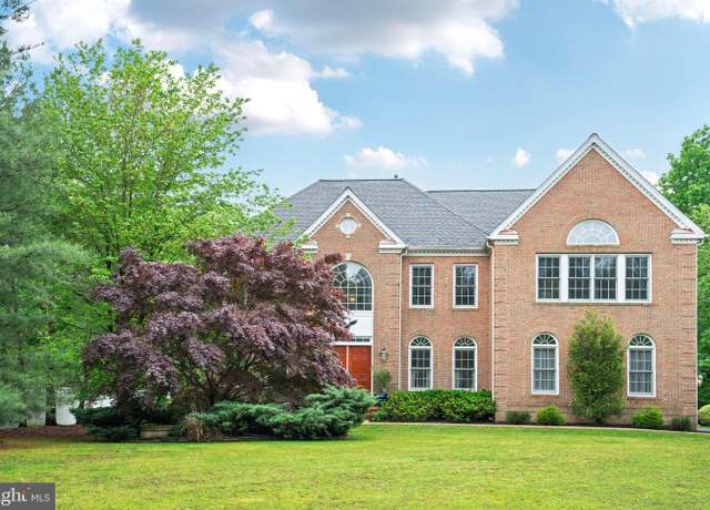 Property at 7605 Belmont Landing Rd, Lorton, VA 22079, 4 beds, 4.5 baths