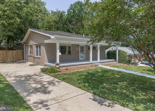 Property at 6106 Houston Ct, Alexandria, VA 22310, 2 beds, 2.5 baths