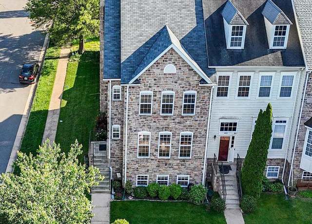 Property at 401 Yorkshire Ridge Ct, Purcellville, VA 20132, 4 beds, 3.5 baths