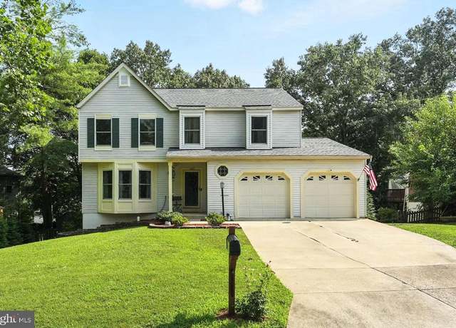 Property at 15150 Holleyside Dr, Dumfries, VA 22025, 4 beds, 3.5 baths