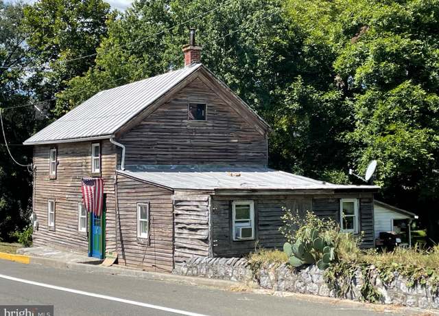 Property at 3323 S Main St, Toms Brook, VA 22660, 3 beds, 1 bath