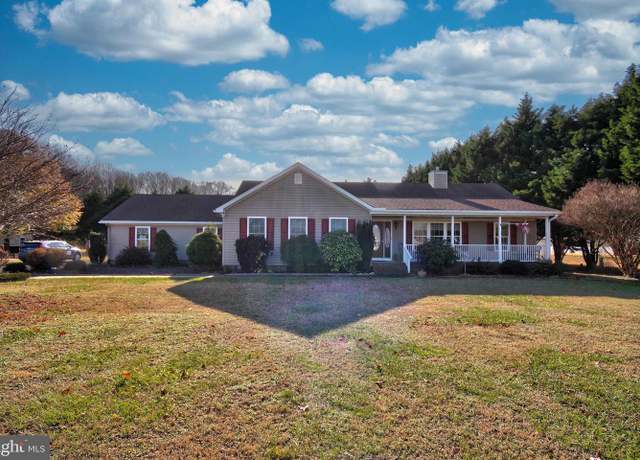 Property at 30437 Holts Landing Rd, Dagsboro, DE 19939, 3 beds, 2.5 baths