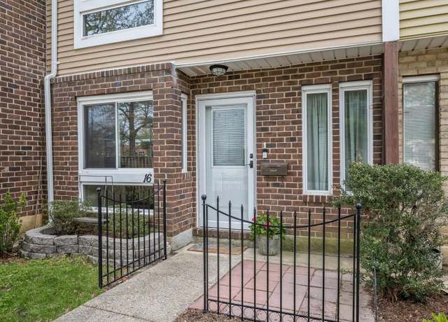 Property at 16 Woodward Ct, Annapolis, MD 21403, 2 beds, 1.5 baths