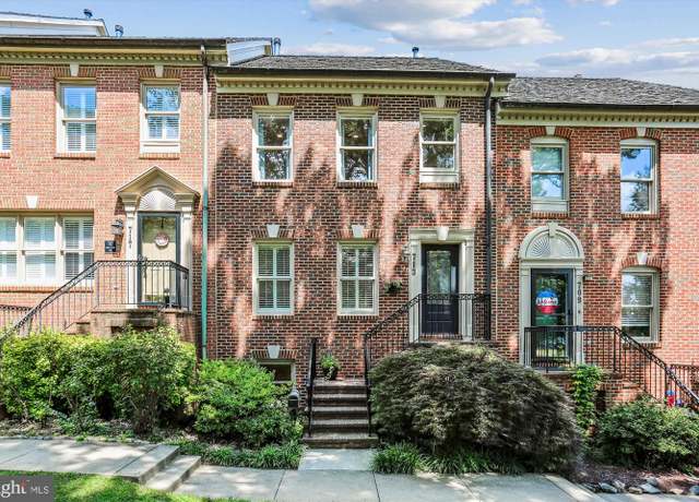 Property at 713 Kent Oaks Way, Gaithersburg, MD 20878, 4 beds, 3.5 baths