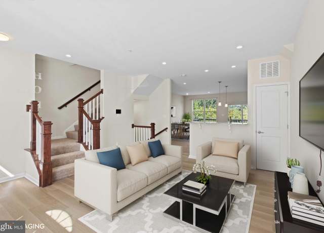 Property at 748 Maury Ave, Oxon Hill, MD 20745, 4 beds, 3.5 baths