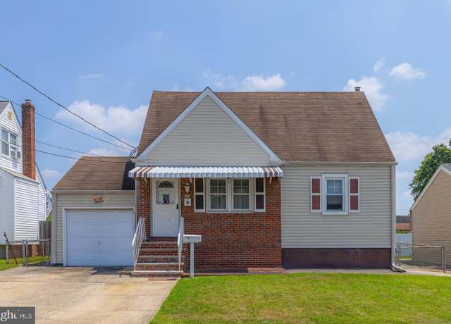 Property at 13 Monroe Ave, Bellmawr, NJ 08031, 3 beds, 1 bath