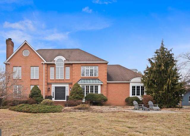 Property at 11 W Shore Dr, Pennington, NJ 08534, 4 beds, 3.5 baths