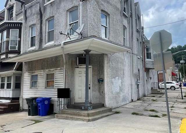 Property at 1765 Perkiomen Ave, Reading, PA 19602, 4 beds