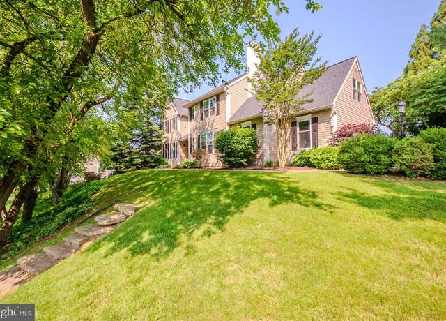 Property at 109 Ronway Dr, Avondale, PA 19311, 4 beds, 3.5 baths
