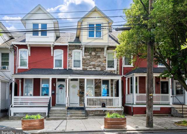 Property at 542 Pershing Ave, Lancaster, PA 17602, 4 beds, 1 bath