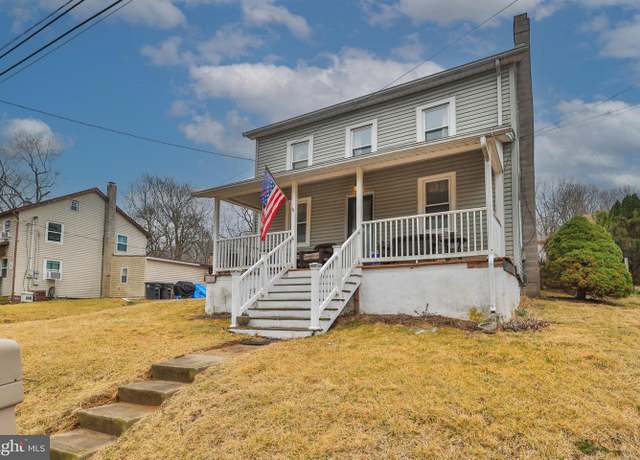 Property at 3756 Huckleberry Rd, Allentown, PA 18104, 2 beds, 2 baths