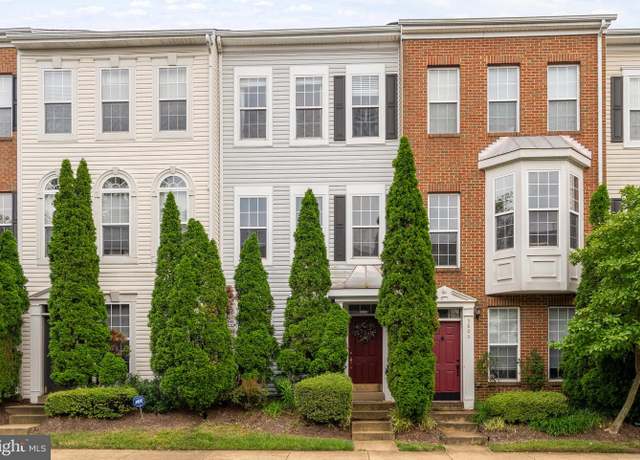 Property at 5804 Summers Grove Rd, Alexandria, VA 22304, 3 beds, 3.5 baths