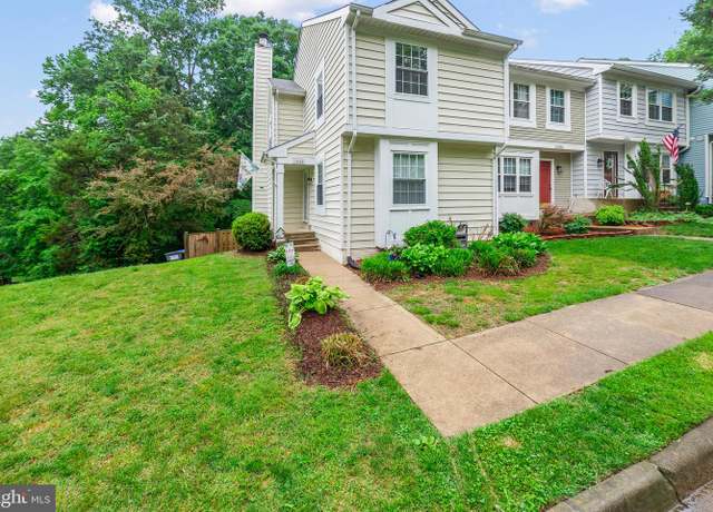 Property at 15435 Beachwater Ct, Dumfries, VA 22025, 3 beds, 3 baths