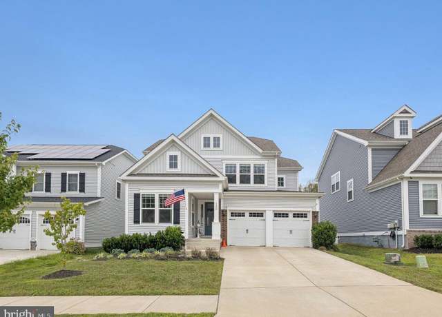Property at 120 Hibiscus Dr, Stafford, VA 22554, 5 beds, 3.5 baths