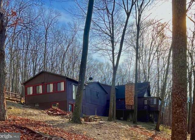 Property at 580 Tuscarora Trl, Berkeley Springs, WV 25411, 4 beds, 3.5 baths