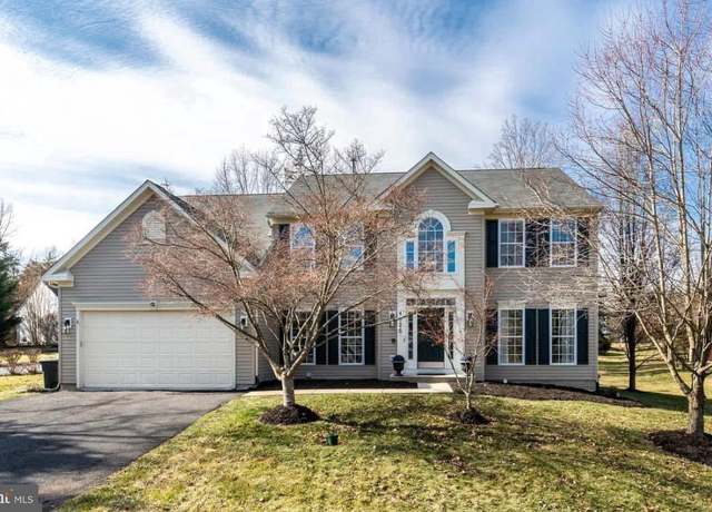 Property at 4025 Carrick Ct, Emmitsburg, MD 21727, 4 beds, 3 baths