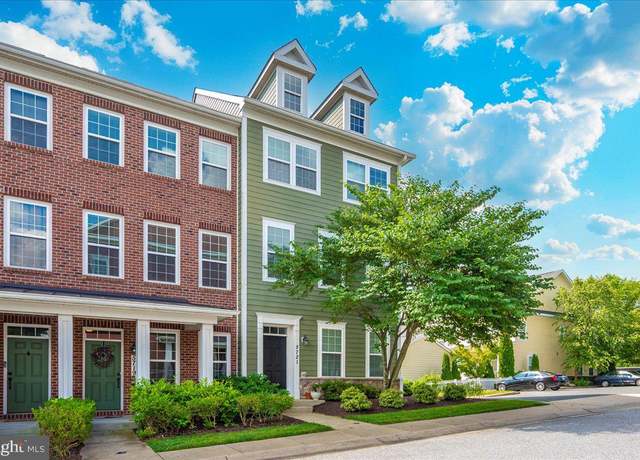 Property at 5721 Rosanna Pl, Ellicott City, MD 21043, 4 beds, 2.5 baths