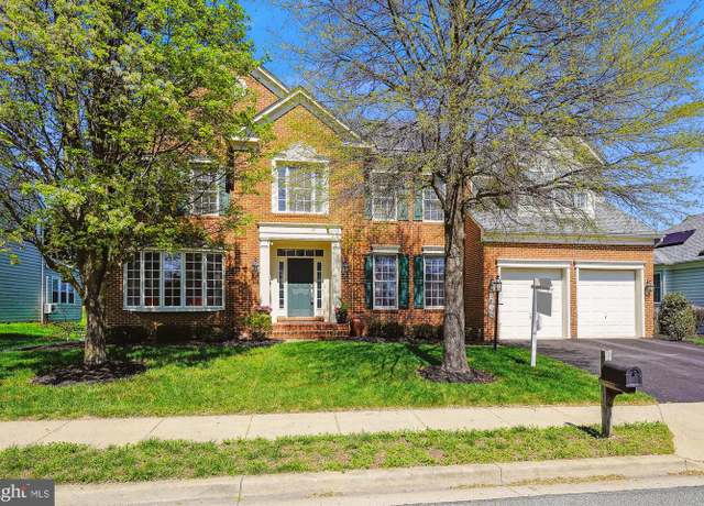 Property at 14106 Chinkapin Dr, Rockville, MD 20850, 5 beds, 4.5 baths