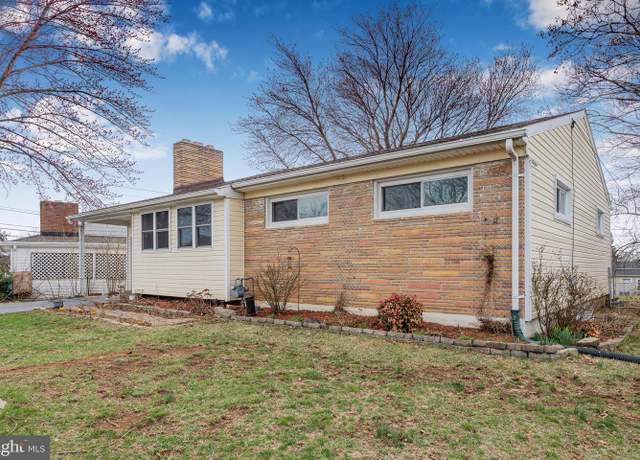 Property at 17629 York Rd, Hagerstown, MD 21740, 3 beds, 2 baths
