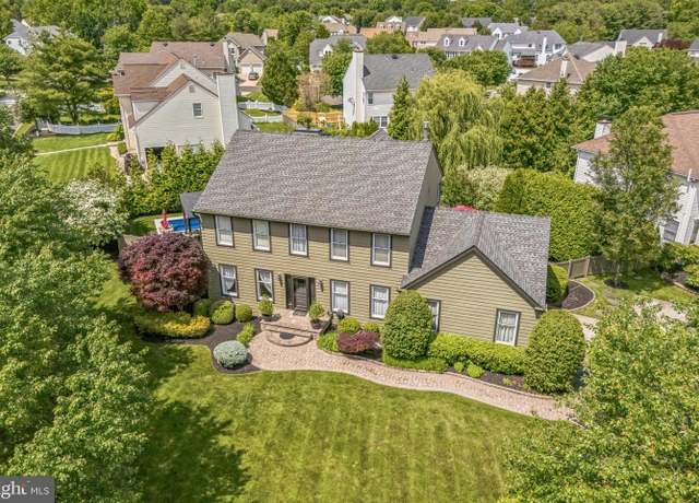 Property at 10 Garwood Ct, Medford, NJ 08055, 4 beds, 2.5 baths