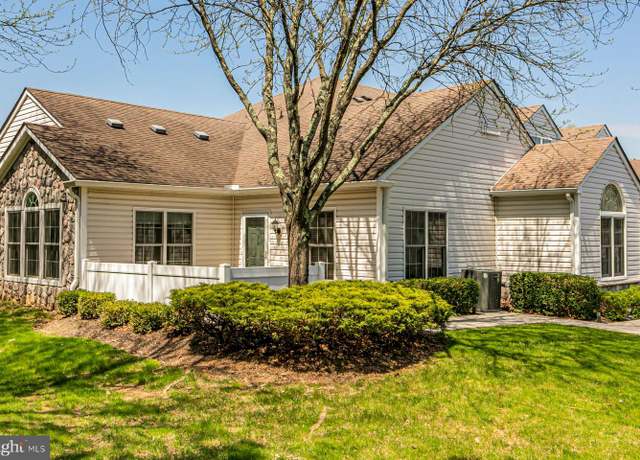 Property at 92 Traditions Way, Lawrence Township, NJ 08648, 2 beds, 2.5 baths