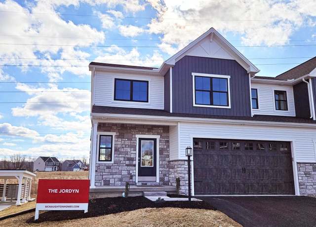 Property at 674 Brittany Dr, Mechanicsburg, PA 17055, 4 beds, 2.5 baths
