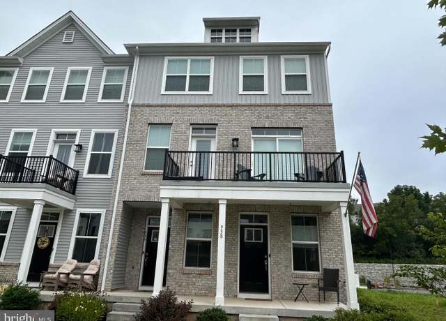 Property at 938 Anvil Ct, Phoenixville, PA 19460, 2 beds, 1.5 baths