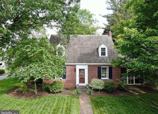 Property at 1598 Hollywood Dr, Lancaster, PA 17601, 3 beds, 1.5 baths