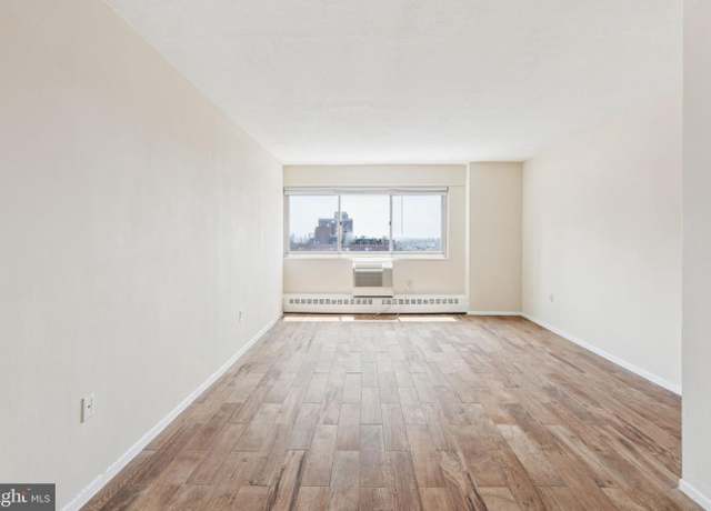 Property at 2101-17 Chestnut St #1711, Philadelphia, PA 19103, 1 bed, 1 bath