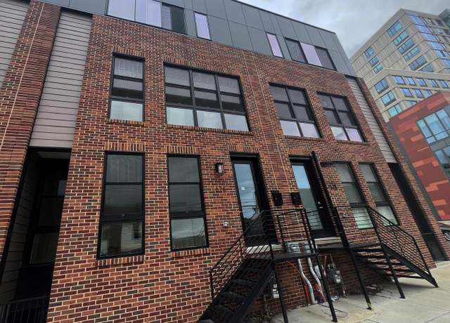 Property at 678 N 13th St, Philadelphia, PA 19123, 3 beds, 3 baths