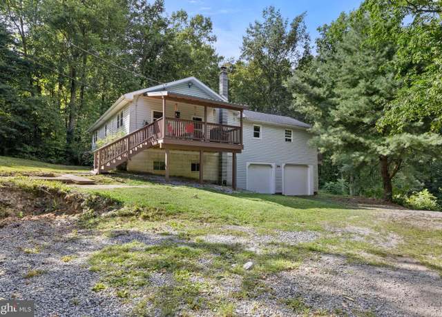 Property at 5075 Murphy Ln, Spring Grove, PA 17362, 3 beds, 2 baths