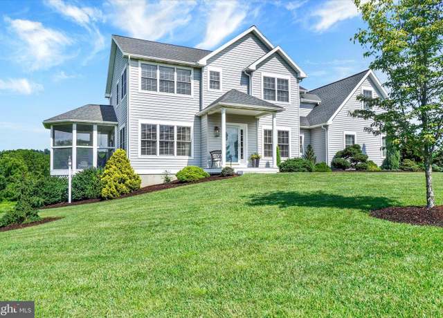Property at 17228 Dolf Rd, Stewartstown, PA 17363, 4 beds, 2.5 baths