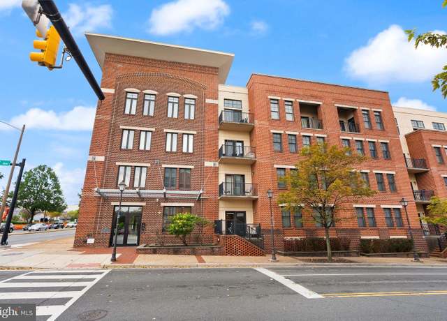 Property at 181 E Reed Ave #206, Alexandria, VA 22305, 1 bed, 1 bath