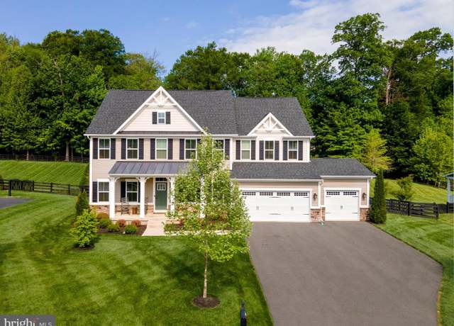 Property at 6400 Bob White Dr, Warrenton, VA 20187, 5 beds, 5 baths