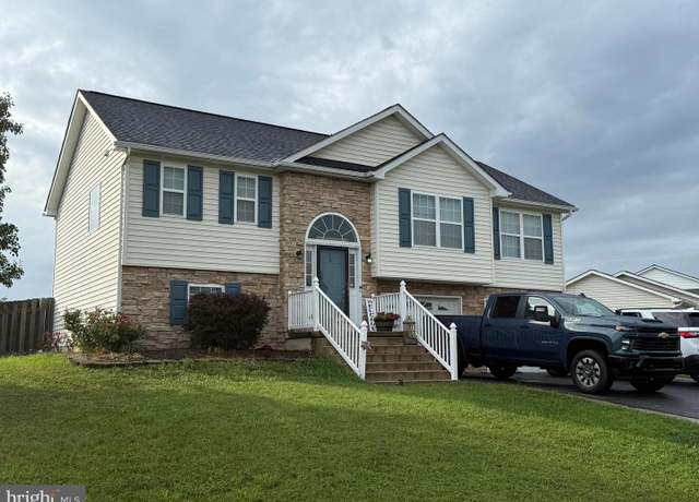 Property at 169 Marlowe Dr, Inwood, WV 25428, 3 beds, 2 baths