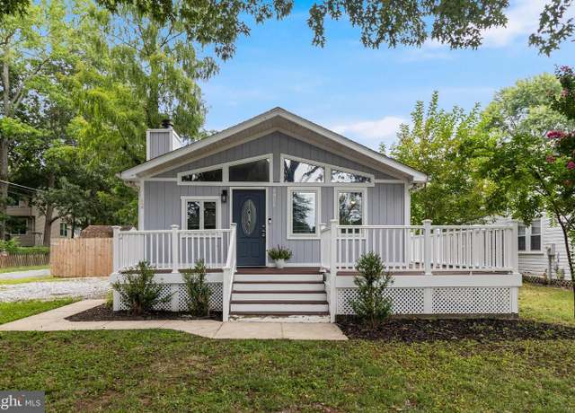 Property at 4925 Aspen St, Shady Side, MD 20764, 2 beds, 1 bath
