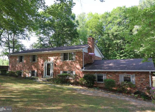 Property at 3901 Stoneybrook Rd, White Plains, MD 20695, 5 beds, 3 baths