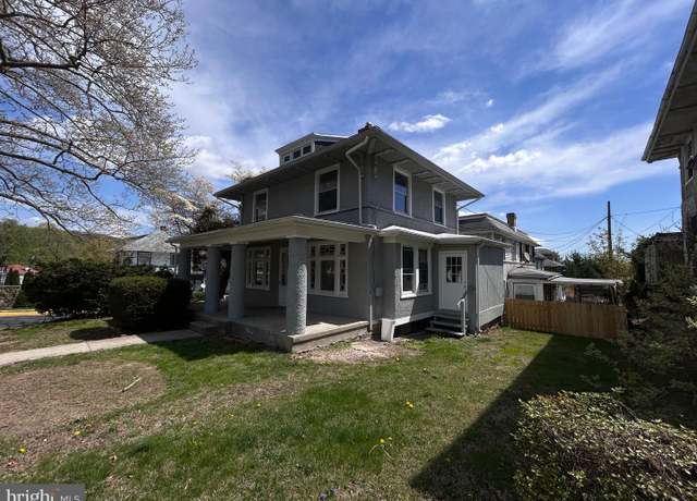 Property at 251 Carsonia Ave, Reading, PA 19606, 3 beds, 1 bath