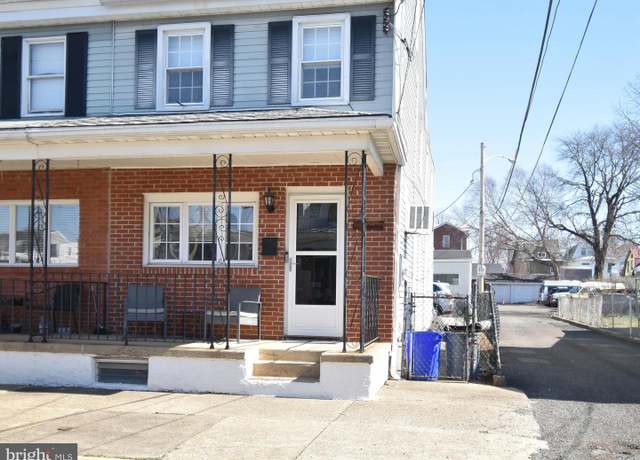Property at 219 Lafayette St, Bristol, PA 19007, 3 beds, 1 bath