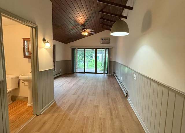 Property at 300 E Baltimore Ave, Clifton Heights, PA 19018, 4 beds, 3 baths