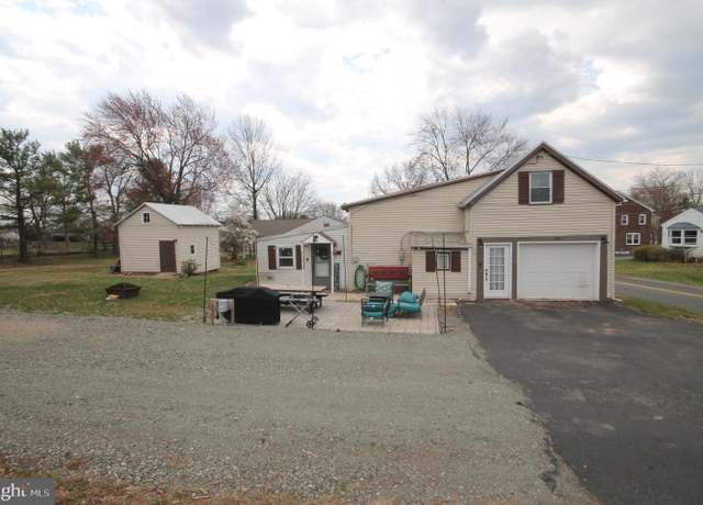 Property at 30 Merkel Rd, Gilbertsville, PA 19525, 3 beds, 1.5 baths