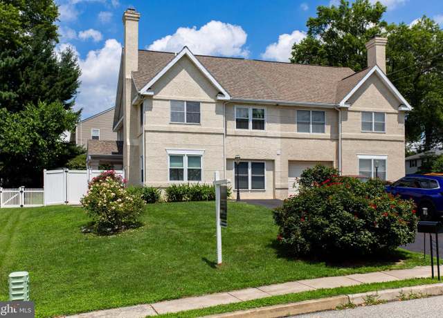 Property at 504 N 6th Ave, Royersford, PA 19468, 4 beds, 3.5 baths