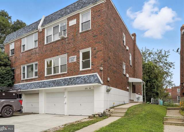 Property at 226 Lockart Ter, Philadelphia, PA 19116, 4 beds, 2 baths