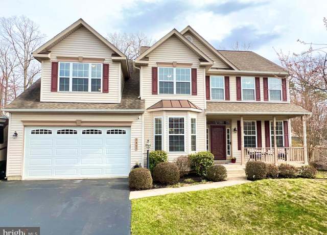 Property at 5427 Quaint Dr, Woodbridge, VA 22193, 4 beds, 3.5 baths