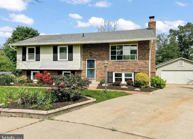 Property at 12903 Eastham Ct, Woodbridge, VA 22192, 4 beds, 2.5 baths