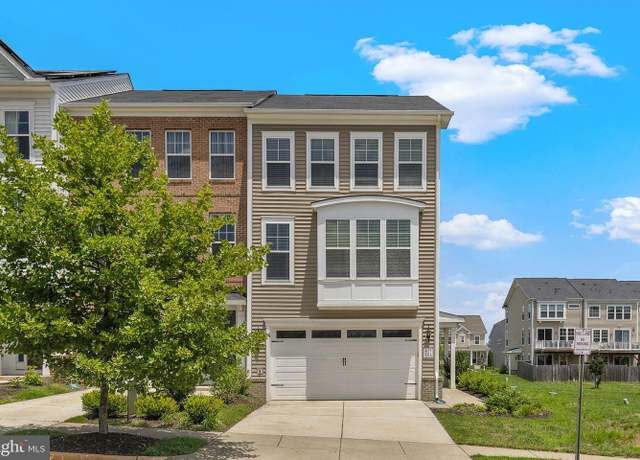 Property at 419 Foxglove Way #106, Stafford, VA 22554, 3 beds, 3.5 baths